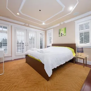 Habitación en casa particular Oakridge Luxury Homestay, Vancouver